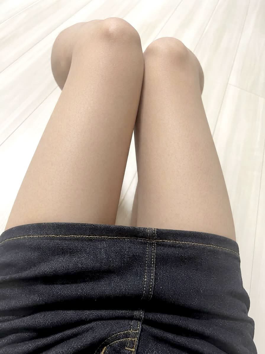 nacocha06's tweet photo. ど、どうかな？男の子の足だけど♡

#男の娘 
#男の娘好きと繋がりたい 
#男の娘好きな人と繋がりたい https://t.co/OLBxZExUXp