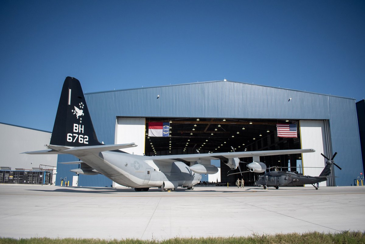 ASN_EIE's tweet photo. Last week, DASN (Installations &amp; Facilities) Ms. Johnson-Turner joined @DeptofWar &amp; NC state leaders to celebrate the opening of Fleet Readiness Center East’s new Global TransPark facility. This historic investment expands aviation maintenance capacity &amp; strengthens the fleet. https://t.co/WA9FYFBj62