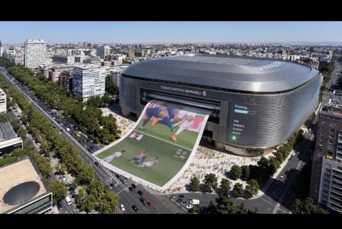 jeff_peacemake's tweet photo. @atletienglish I knew they have something for us 😂😂😂 https://t.co/dO3jYC3a5z