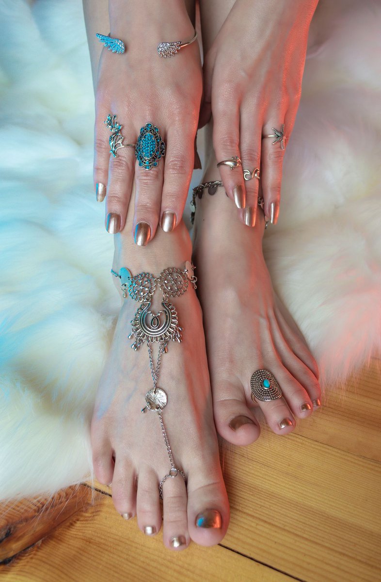 FeetLove167's tweet photo. Elegant &amp; ConfidentFlawless toes, flawless steps. A perfect pedicure isn’t just a treatment; it’s an instant mood boost and the ultimate form of self-love that starts from the ground up. 💅✨#PedicureGoals #FlawlessToes #FootAestheticshttps://linktr.ee/lovesfeet.social https://t.co/BuwuuOGOBf