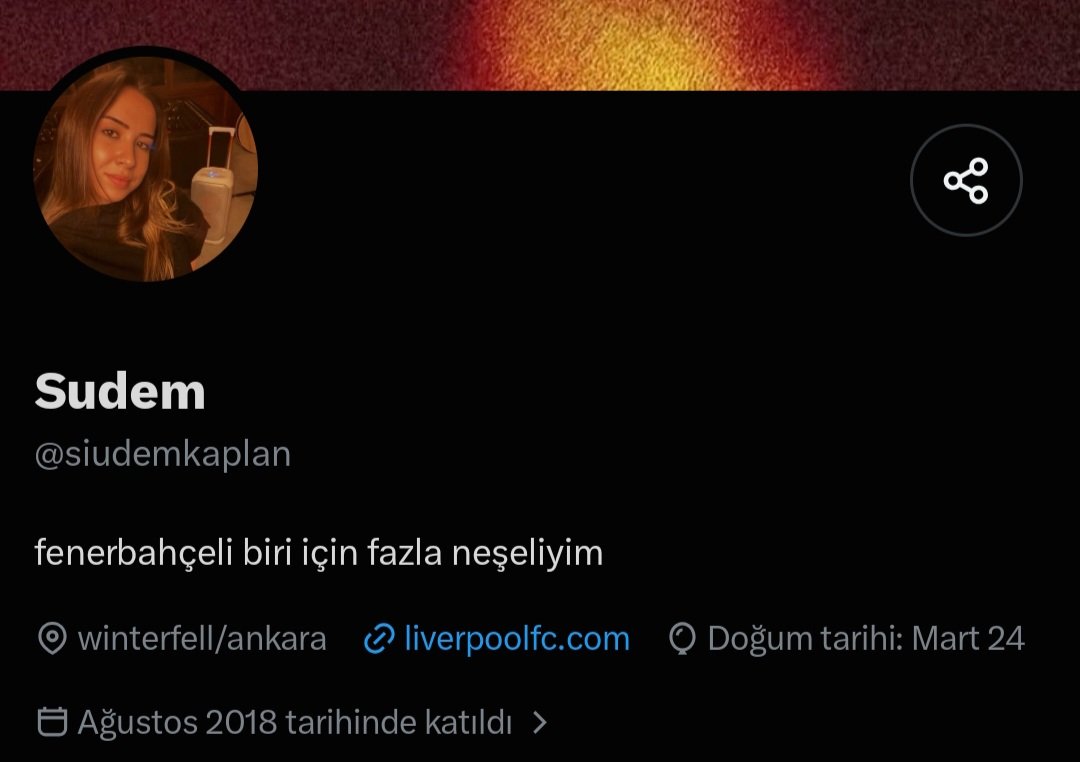 elaziglibektasi's tweet photo. Devlet eğer Kürtlerle barış ve demokratik bir sürec yürütmek istiyorsa, ilk önce "Kürt kadınlarına tecavüz edildigini duyarsak iyidir der geceriz" diyip korkudan twit silen Sude Kaplan ve sapık türevleri hakkında gerekli işlemi yapsın @EmniyetGM ? https://t.co/yzjpEtjuY8