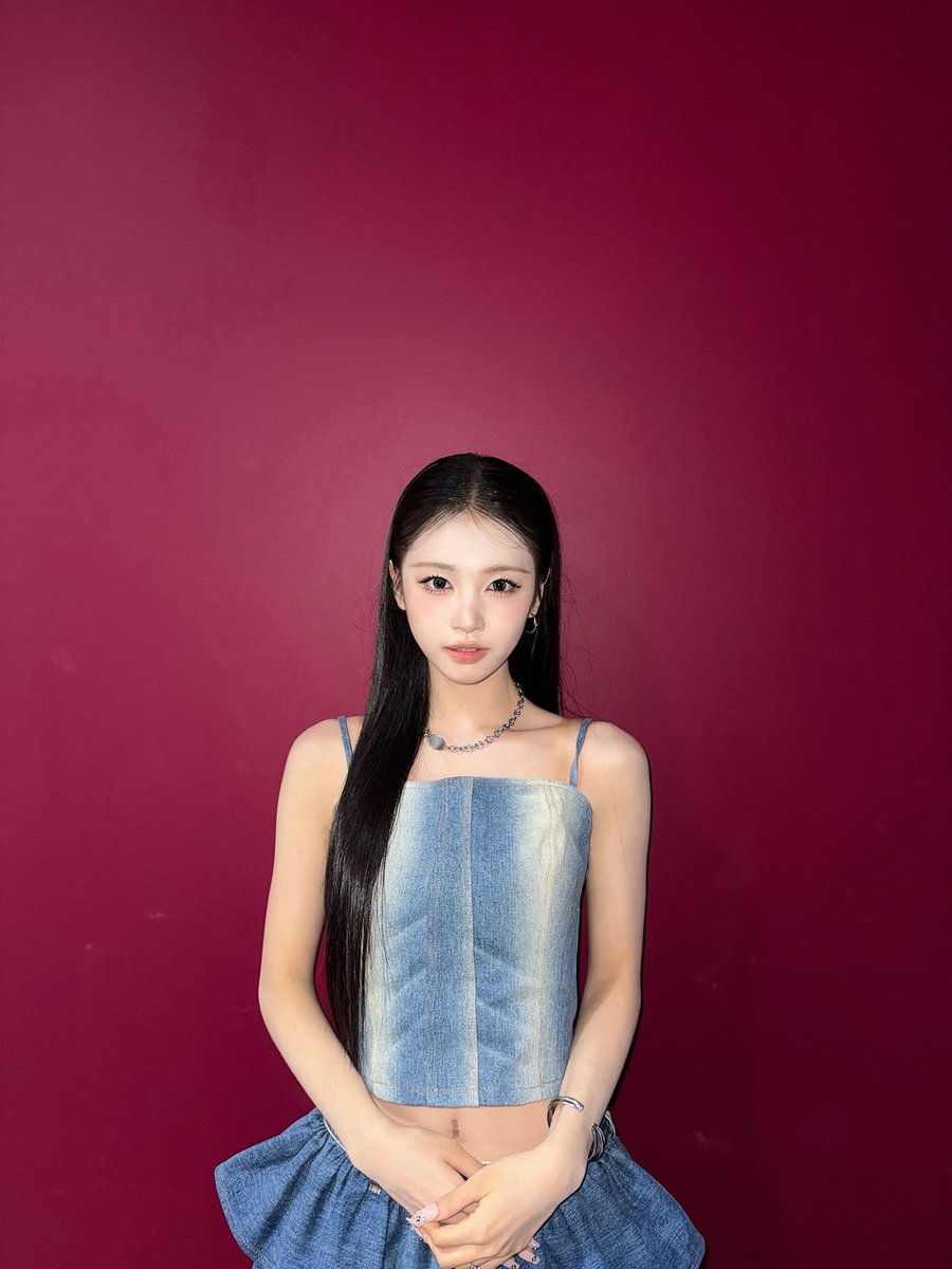 heartbday's tweet photo. [260921] #KUKCHOROK #국초록 Instagram Update 

🎵 Passionfruit - NMIXX
"🩵✨"

#OURBIRTHDAY #아워벌스데이 #OBD https://t.co/AStCtzmRmQ