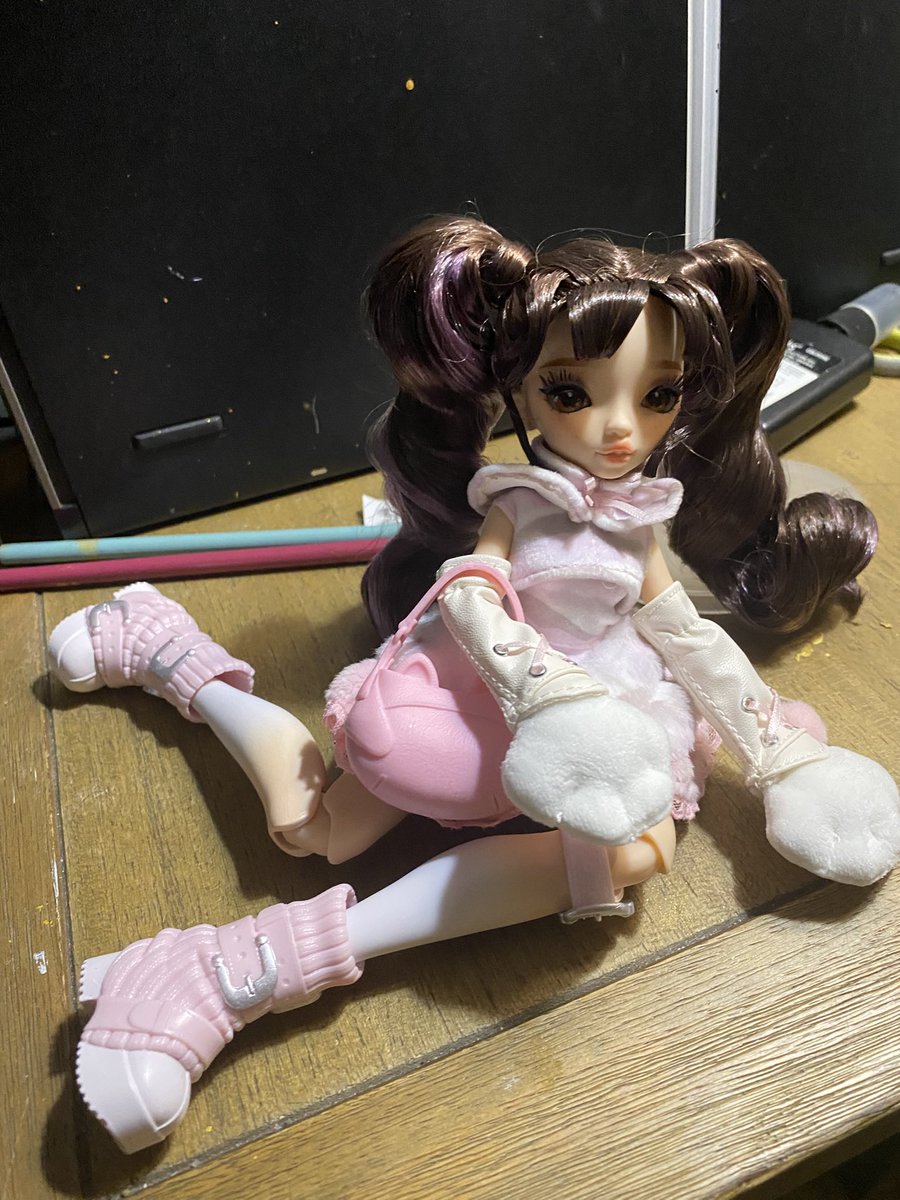 corpscontent's tweet photo. cutest girl in the world https://t.co/IhPdHIcmEW