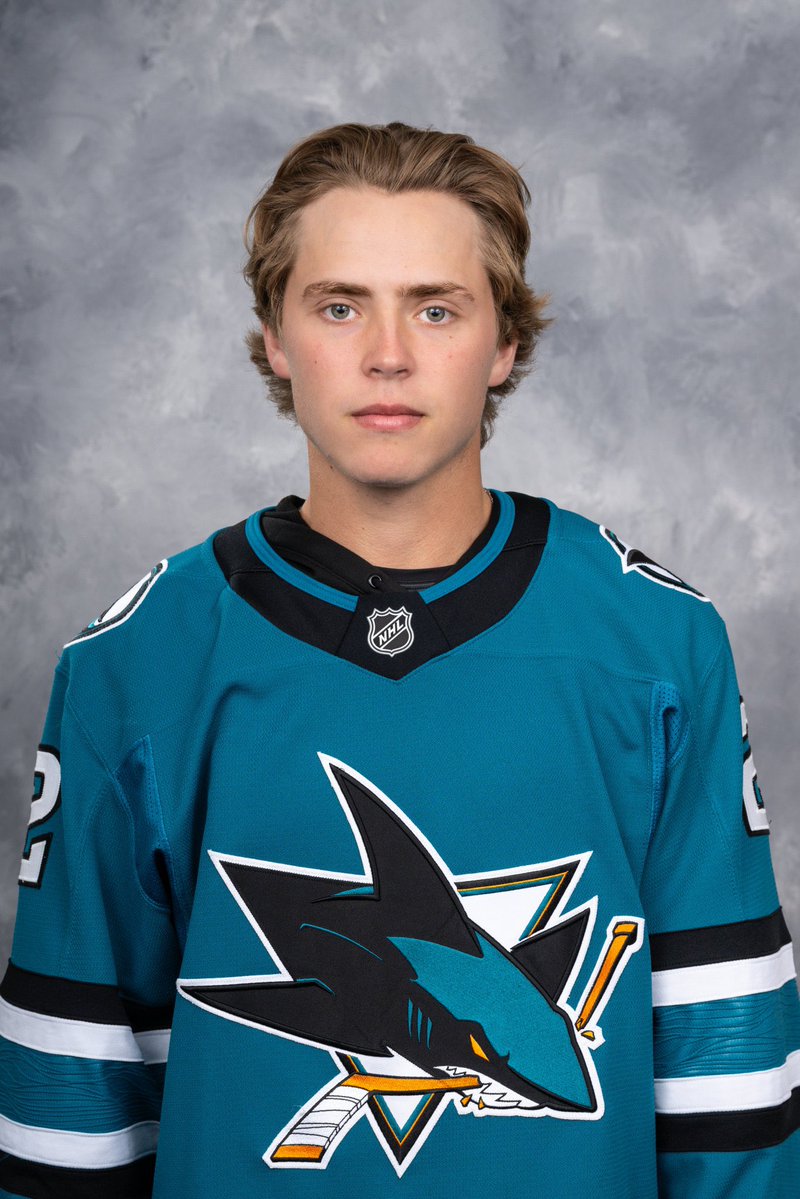 BRINIRRY's tweet photo. and if i said these might be his best headshots https://t.co/louYF8Abld