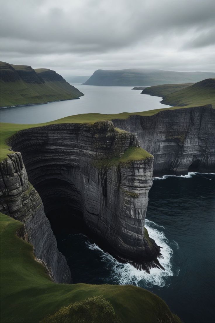 naturehealyou's tweet photo. iceland https://t.co/57A3QkUhvn
