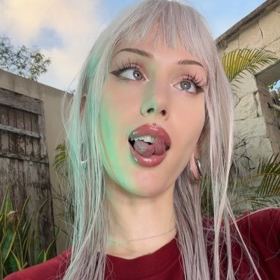ANCIENTMAIDEN's tweet photo. — You won't even let me 𝐅𝐀𝐑𝐌? At this rate, you're going to 𝐅𝐎𝐑𝐂𝐄 me to buy the 𝐒𝐔𝐏𝐏𝐎𝐑𝐓 𝐈𝐓𝐄𝐌...

this is 𝐔𝐍𝐅𝐀𝐈𝐑. 😢 https://t.co/7NhN9HhprJ