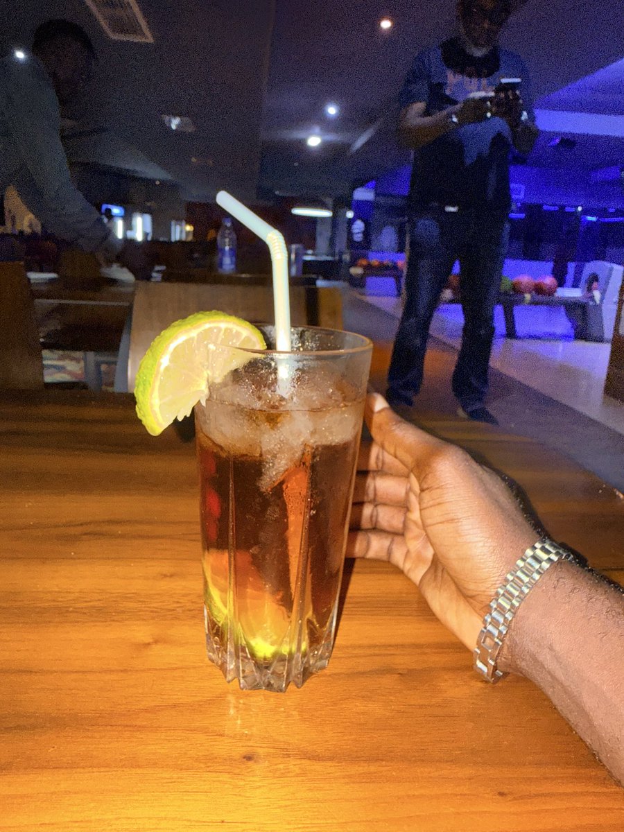 khlinton1's tweet photo. Fine as wine flow

Pinot Grigio 💫 https://t.co/Cbq3Tu1r8F