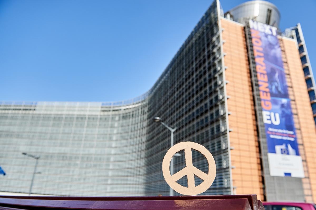 EC_AVService's tweet photo. 🌍🕊️ Peace begins with what we choose to build together.

On the International Day of Peace, we recognize the power of dialogue, diplomacy, inclusion, and cooperation in building societies where people can thrive in a peaceful environment.

📹https://t.co/JGIGBl29ao https://t.co/HNlNegMMa4