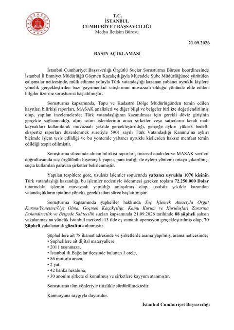 volkan_giritli's tweet photo. 📌Bir insan söylemlerinde haklıysa, o haklılık er ya da geç ortaya çıkıyor.

💮2022 ve 2023 yıllarında Hükümetin Göç Politikasını eleştirip Para Karşılığı Vatandaşlık Satıldığını söylediğimden bahisle Göç İdaresi tarafından şahsıma 2 dava açılmıştı, tweetlerime erişim engeli getirilmişti, açılan davalardan birinden ceza aldım, biri hala istinafta. 

⏩Şimdi İstanbul Cumhuriyet Başsavcılığı yabancı uyruklu 1070 kişinin vatandaşlık satılmak suretiyle vatandaş yapıldığı ve bu vatandaşlık işlemlerinin de muvazaalı olduğunu tespit etmiş. 

‼️Organize bir suç şebekesi alenen devleti kandırarak vatandaşlık satmış. 

Bunun ortaya çıkması da işlemin muvazaalı olmasından dolayı olmuş. 
Yani yaklaşık 72 milyon dolar para ödenmiş, ama para bir cepten alınıp diğer cebe konulmuş. 
Arada komisyoncular komisyonunu almış.

‼️Burada tek sorun yapılan işlemin danışıklı olması, işlemde şike yapılması.

Peki ya şikesiz, gerçekten parası yatırılarak alınan-satılan vatandaşlıklar?

Onlar için pozisyon temiz. Normal şekilde para karşılığı vatandaşlık alan onbinler var.

İptal edilen sadece 1070'i olacak.

Peki ben haklı söylemlerimden dolayı neden ceza aldım?
İşte gerçeklerin er ya da geç ortaya çıkma gibi bir huyu vardır. 

📌Sığınmacı konusu ve bunlara vatandaşlık dağıtılması hükümetin haksız olduğu ama eleştirilere tahammül edemediği hatalı bir politikaydı.

Deprem zamanı Hatay'a yardım götürdüğümüz tırımız Suriyeliler tarafından yağmalandı. 
Tırın kasasında bizzat ben ve arkadaşlarım vardı, biz yağmalandık. 
"Sığınmacılar deprem bölgesinde yağma yapıyor" dediğim için 20 ay hapis cezası aldım.

📌Sevgili takipçilerim ve okurlarım... Ben her zaman doğru bildiğimi söyledim. Doğru bildiklerimi söyleyip insanları uyarmaya çalıştığım için tehditler aldım, hükümler giydim, yargılandım, korkutulmaya, baskılanmaya çalışıldım.

Yazdıklarımda, söylemlerimde sizlere hiçbir zaman yalan bir şey söylemedim, gerçek dışı bir şey yazmadım.
 
İşte bu soruşturma da bunun kanıtı olsun...