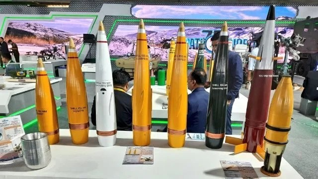rudrakamthe's tweet photo. @Thorkill65 @DefenceMinIndia
@PMOIndia
Please don't sign any future contracts with these racist countries..

PS. That's not India shell https://t.co/pJxXBMtPM0