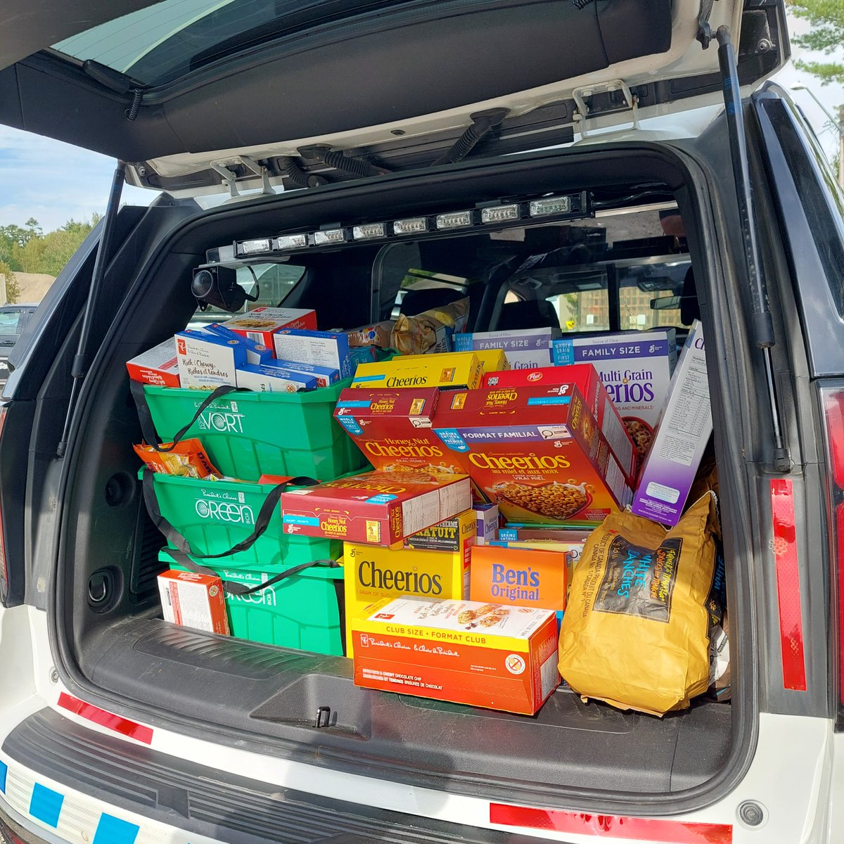 RCMPNB's tweet photo. On Thursday, September 17th, the St. Stephen RCMP joined staff from the Real Atlantic Superstore and the local food bank to host a Cram-a-Cruiser event in #StStephen.

In just four hours, the community donated $711.50 and 621 pounds of food in support of local families in need. https://t.co/JOuwha23V7
