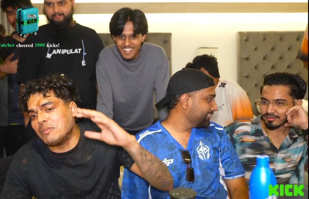 Jonnyji222's tweet photo. Mera to ho gya  jugad 
Mino💦💦💦

(Still waiting for that one jealous snake to wish Jonny ) https://t.co/3kHwKduLbf