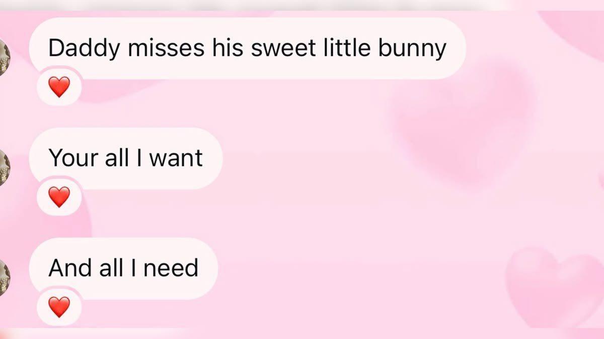 moonmochixx's tweet photo. 🫧🐰💕 https://t.co/aaeLAibCUS