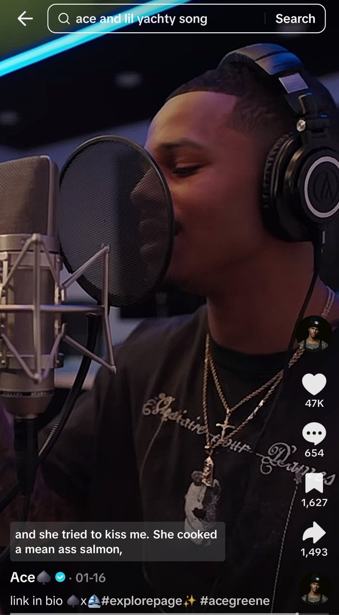 Falalalalahos's tweet photo. The fact y'all created your own edit by clipping part of a video Ace posted January 16th and a video Chelley posted March 3rd to create a narrative to project on Chelley, isn't surprising. But y'all want us to believe it's not obsession with her?   😭 https://t.co/bubsSmd1vF