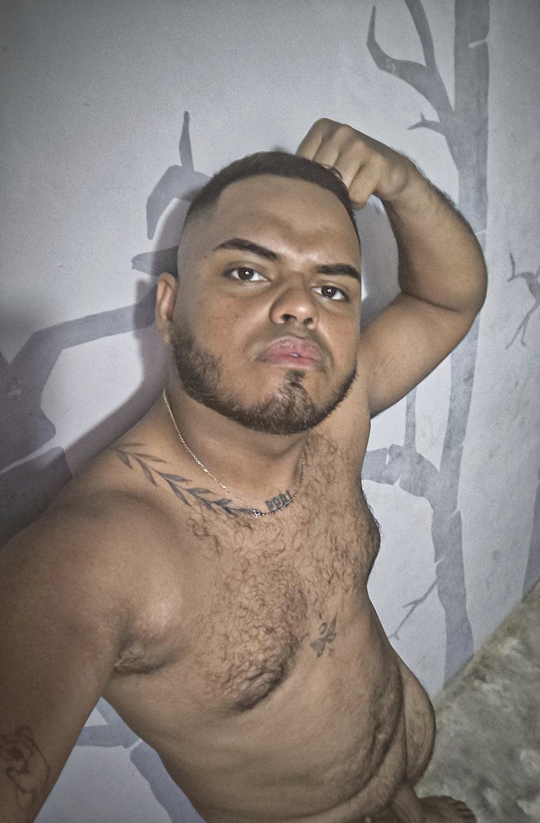 Bearface_05's tweet photo. Saluden..
RT.
#bear #gay #baños #CHUDAİ @elgolosowar @TerrieStevenso6 @biseposting https://t.co/GpetF08aow