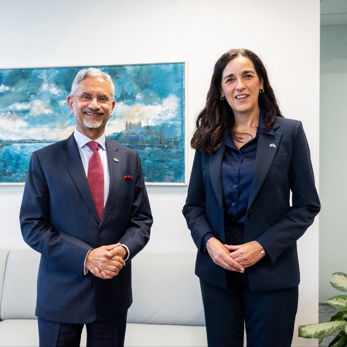 PTI_News's tweet photo. EAM S Jaishankar (@DrSJaishankar) posts, "Great first meeting with DPM & FM @_OrbanAnita of Hungary. #UNHighLevelWeek We resolved to work together to deepen our ties, as also advance the 🇮🇳🇪🇺 Strategic Partnership #UNGA81"
(Source: EAM S Jaishankar X account) https://t.co/MgPlU88LNm