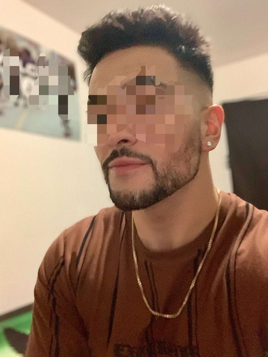 PhoenixFantasyy's tweet photo. What’s up?😉 https://t.co/DJXYHfSeCf