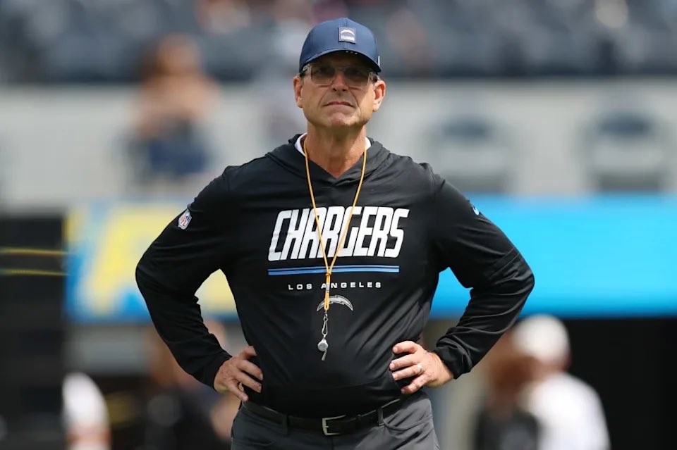 SleeperNFL's tweet photo. When will the Chargers get their first win?

@ Buffalo
@ Seattle
Vs Denver
@ Kansas City
@ Los Angeles Rams
Vs Houston
@ Baltimore https://t.co/gtKvu0U83B