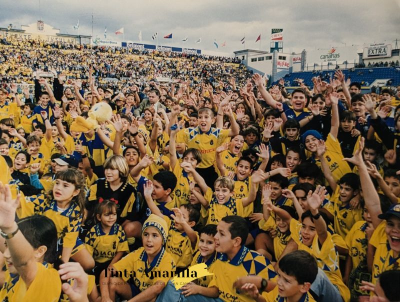 Valores1949UDLP's tweet photo. 23 años sin jugar de local https://t.co/nrB6ieWEwj