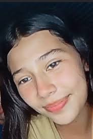 JaviPekerman's tweet photo. 🚨 TRAGEDIA EN EL CATATUMBO Mónica Liseth Beltrán, de  13 años, fue asesinada tras haber sido reclutada forzosamente en abril, según denuncias. La menor, estudiante de séptimo grado, permanecía en poder de un grupo armado. Colombia no puede normalizar el reclutamiento infantil. https://t.co/Cjq9WApQw6