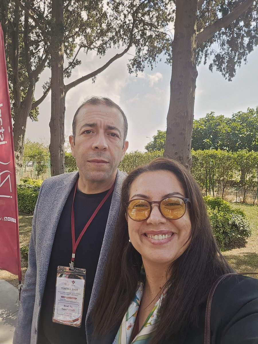 DMelanlioglu's tweet photo. İki yıldır emek verdiğimiz 3005 projemizi kapanış çalıştayı ile tamamladık. Yürütücümüz @osmanozdemir86 özveri ile süreci yönetti, @HayatiDeveli Hoca'nın destegi her zaman bize güç verdi. Yirmi yıllık dostlarla aynı projede olmak, birlikte üretmek biraz da didişmek harikaydı. https://t.co/bxrJXe8cUO