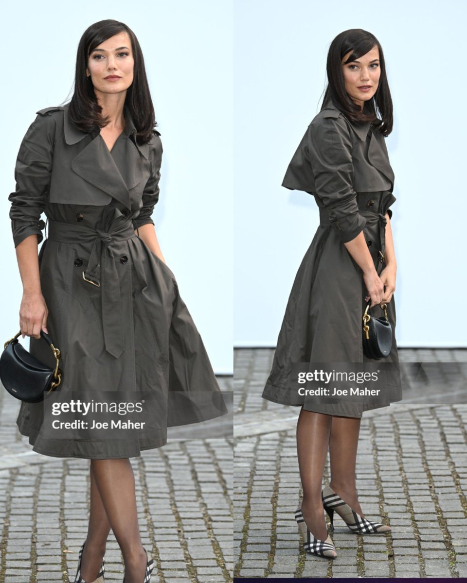 chi48728872654's tweet photo. Pınar Deniz Burberry 2026 ✨ https://t.co/NIq9vqRUrs