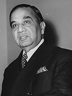 ArpitChhetri12's tweet photo. @Charminarsleuth Your daddy https://t.co/IiGsWa6rRR