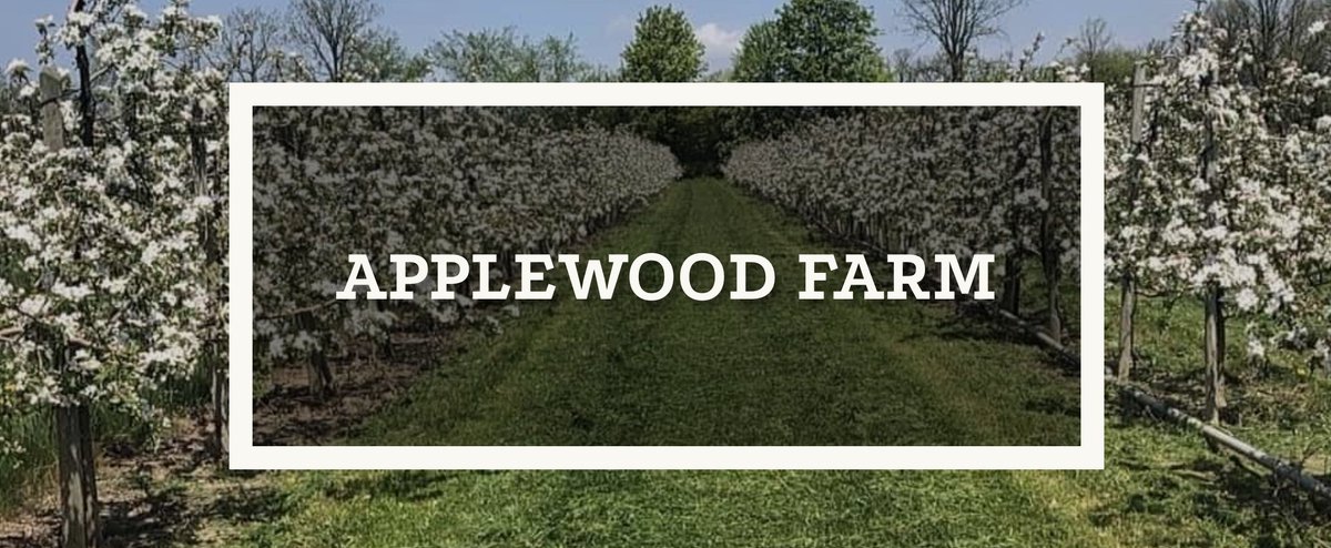 _TorontoTalks's tweet photo. #Date day, but make it fall on the farm. 🍎🍂🤎Apple picking, wagon rides, sunflower fields, a corn maze, crisp air, holding hands &amp; laughing too much. Give me the simple dates with my favorite person, making ordinary moments feel like forever memories. 🥰✨ #Stouffville #Toronto https://t.co/RvTSll45WI