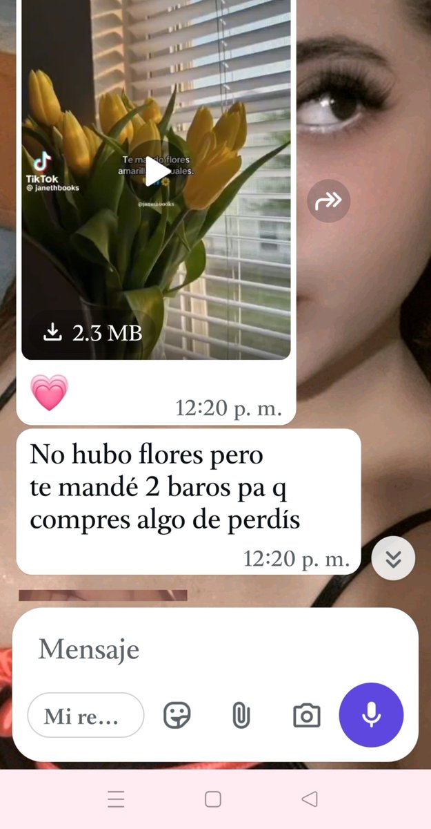M3lySweetTempt's tweet photo. Jaja AMI no me mandaron flores pero me mandó para una tanga amarilla dice 😍😅 https://t.co/MxO5PPLju5