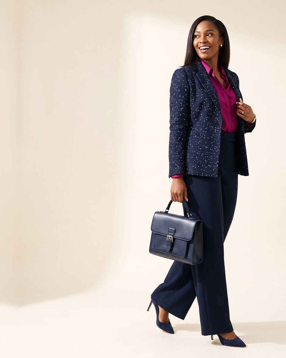 Power_Dressers's tweet photo. Four pieces, five days, five different outfits. A coat that goes over everything, trousers that go with everything, a blazer with a real shoulder, one piece with texture. Friday counts. It is the day the floor gets walked.

https://t.co/UJFiBeA3HH https://t.co/waCPLu1JbK