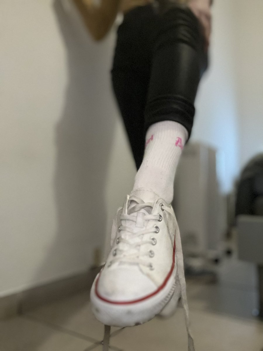 PaniSamanta4545's tweet photo. 🔔📢🐷📌Przyjmuje na służbę online ! 👠🧎
czas do końca tygodnia ⏳
Zapisy dla nowych których nie mam w obserwujących w komentarzach 📩 obowiązek wierności🔐😵‍💫🧎 https://t.co/6w0dwlWHsf