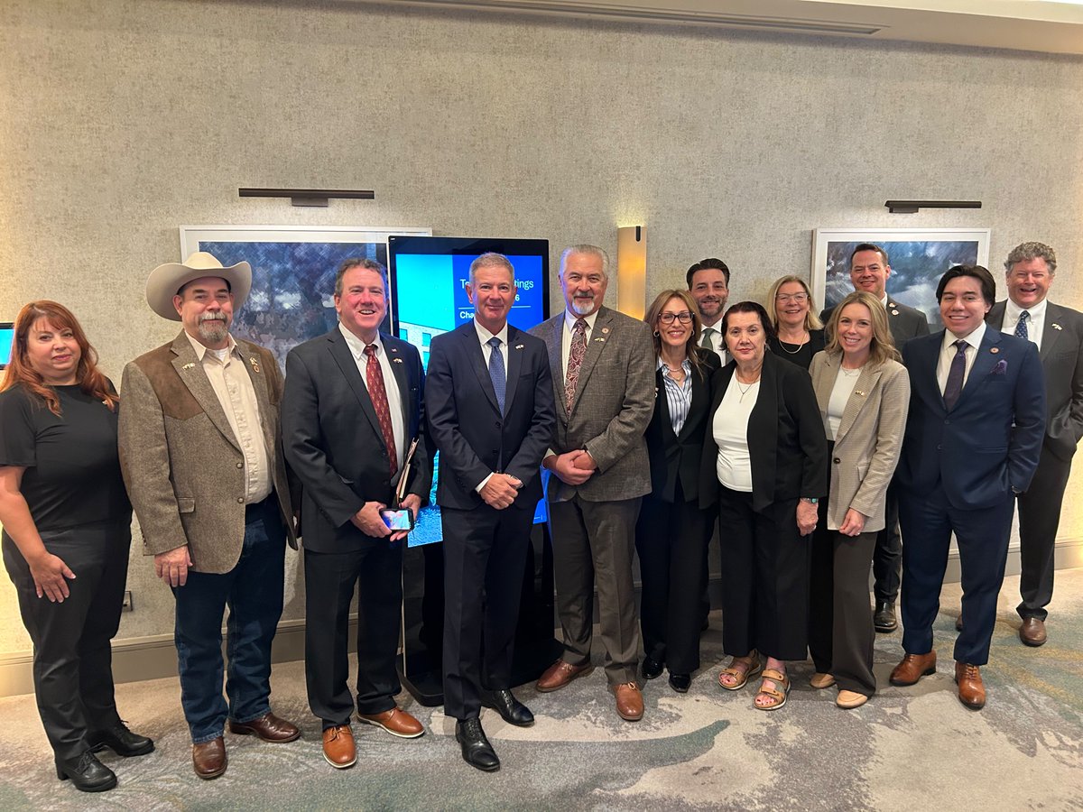 azcommerce's tweet photo. Day 1 in Ireland: We began with a briefing at the U.S. Embassy, followed by productive discussions at the @dfatirl and @IDAIreland. We wrapped up the day at Dublin City University Reception connecting with leaders committed to advancing research &amp; commercialization partnerships. https://t.co/7iIgP1FaKR