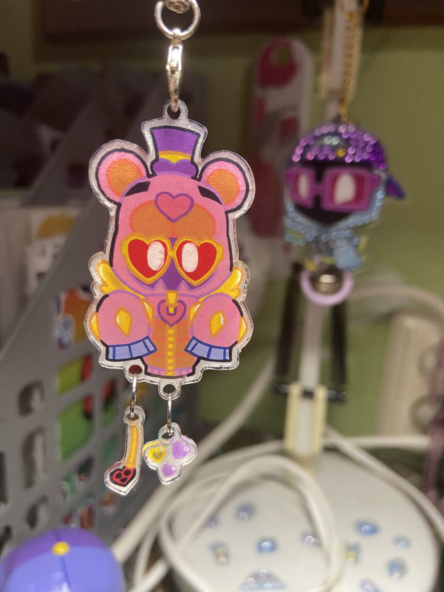 kestr3el's tweet photo. making my keychain at home for the first time🥺
#shade #brawlstars https://t.co/DFAvwpocJh