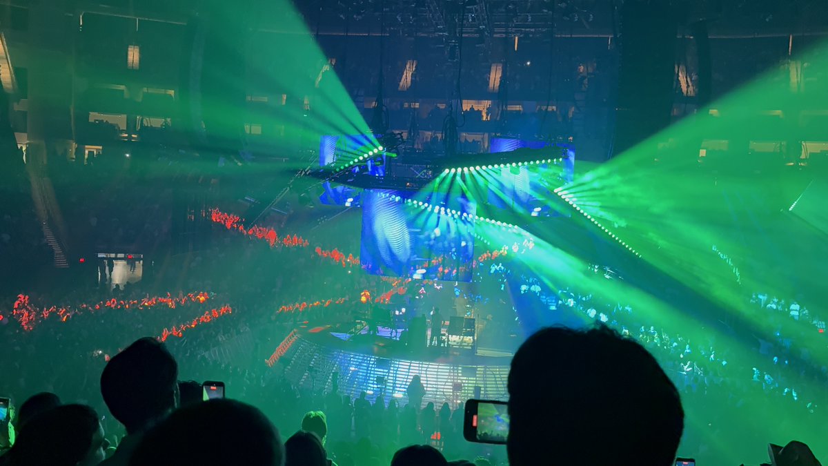 JeffreyLind's tweet photo. @tameimpala Houston 😵‍💫 https://t.co/pHvHMG9cXa