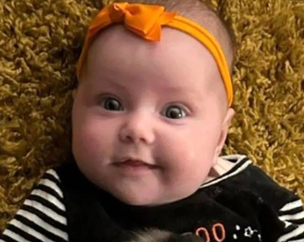 Kentuckygirl1's tweet photo. A Scottish woman, Courtney Gartshore, 28, killed her 3 month old daughter by burning her to death with a hairdryer. 

She tortured an infant to death and only got 6 years.

When did the world stop valuing the lives of children? https://t.co/yf1L4hMbNB