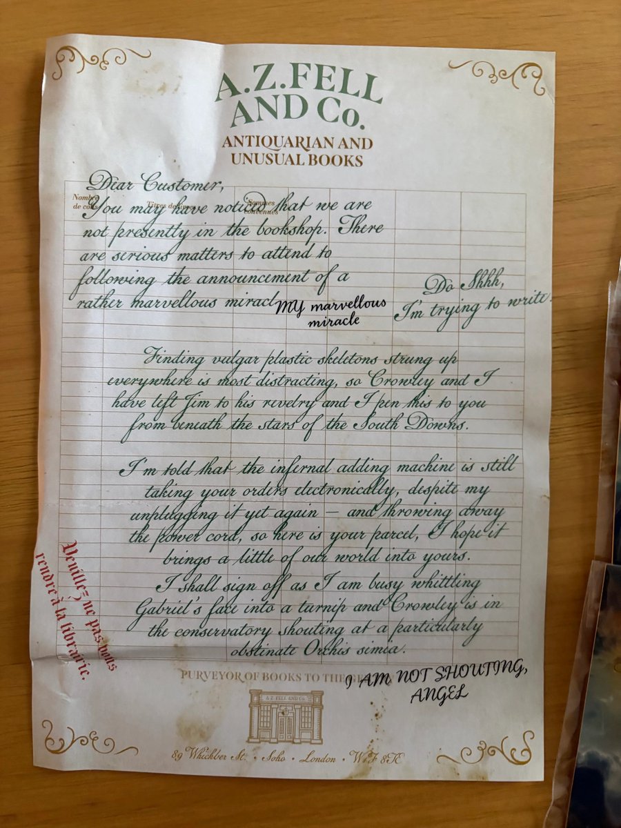 nautheduke's tweet photo. GUYS OH MY GOD, AZIRAPHALE AND CROWLEY ARE SENDING LETTERS TOGETHER FROM THEIR COTTAGE 😭😭😭😭😭😭😭😭😭 https://t.co/NNFLSnCsok