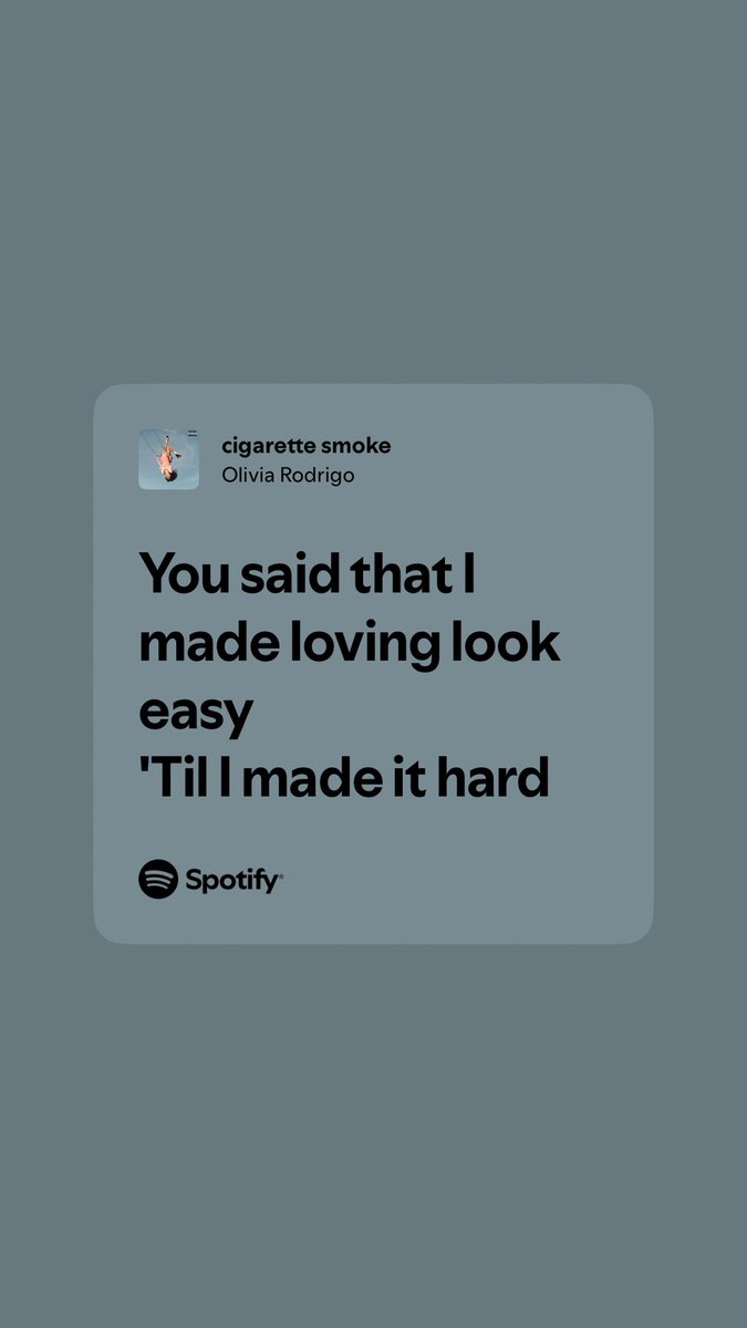 aledealegre's tweet photo. No solo me hizo sentir como el título del álbum, también se aseguró de hacerme sentir como en las canciones más tristes que hay en el. https://t.co/VMQdjmmIoW