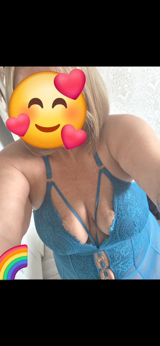 bustywelshie's tweet photo. 💋💦New bodysuit #hornymilf #wetpussy #naturalblonde 💋💦 https://t.co/TwmlkqZJxl