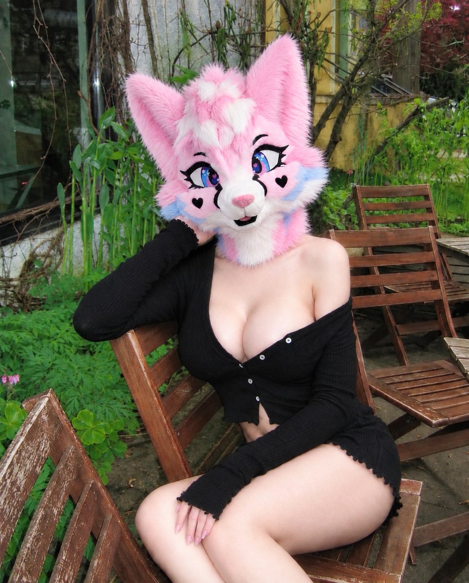 Appleuo1n's tweet photo. Wanna go on a park date with me

#furry #furrysuiter #goongang #murrsuiter #yiff https://t.co/2s1mIMqNoa