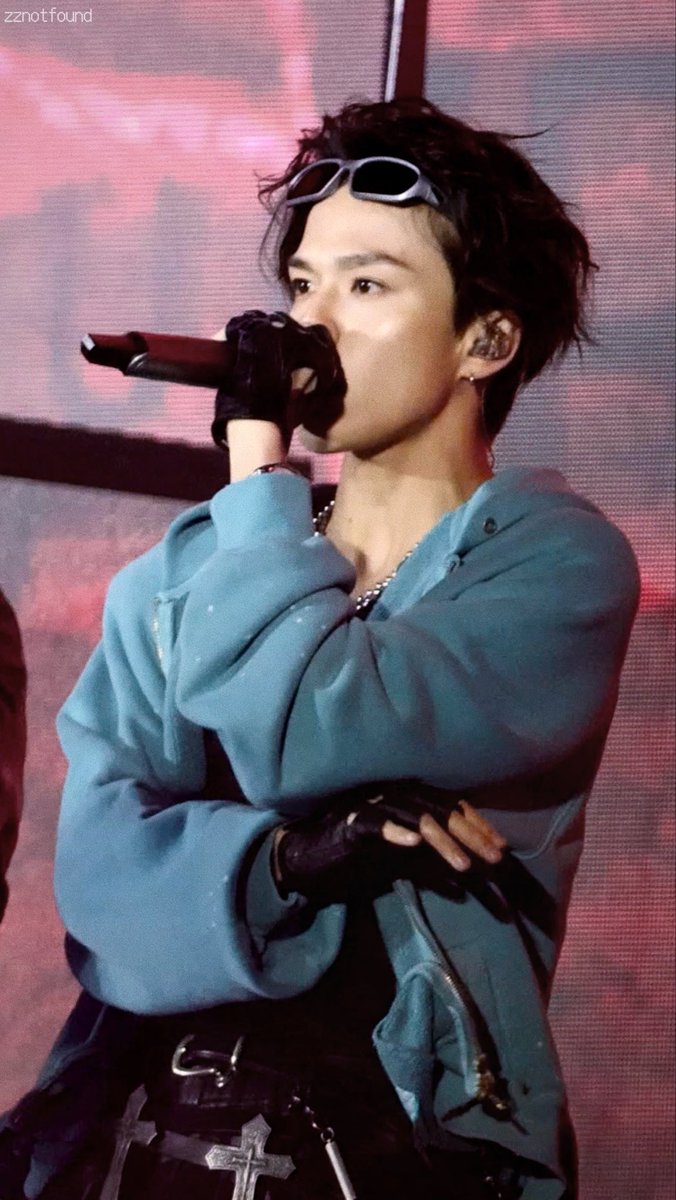 yHf6hgP4aV57384's tweet photo. 260919 TMA
🎤

♡
#요시 #YOSHI #ヨシ 
#ASAHI #아사히 #朝光 
#TREASURE #트레저 https://t.co/uBYemsXMSQ