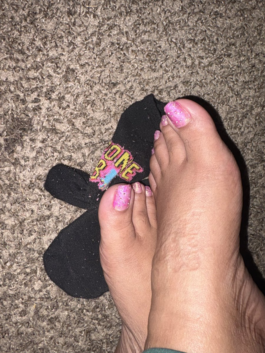 TastyTenToes's tweet photo. Monday Toe Madness https://t.co/Xhhnvbo3G8