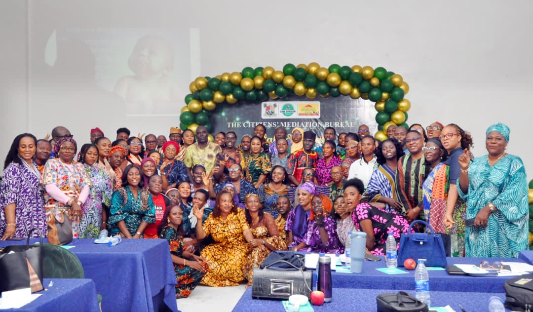 LagosMoj's tweet photo. HAG CHARGES CMB STAFF ON PROFESSIONALISM, INNOVATION, CONTINUOUS LEARNING
https://t.co/HaQoP4MFJ6 https://t.co/11uQzg9YvC