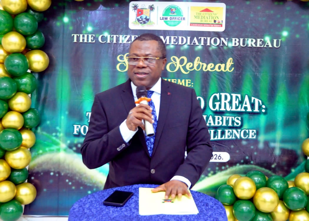 LagosMoj's tweet photo. HAG CHARGES CMB STAFF ON PROFESSIONALISM, INNOVATION, CONTINUOUS LEARNING
https://t.co/HaQoP4MFJ6 https://t.co/11uQzg9YvC