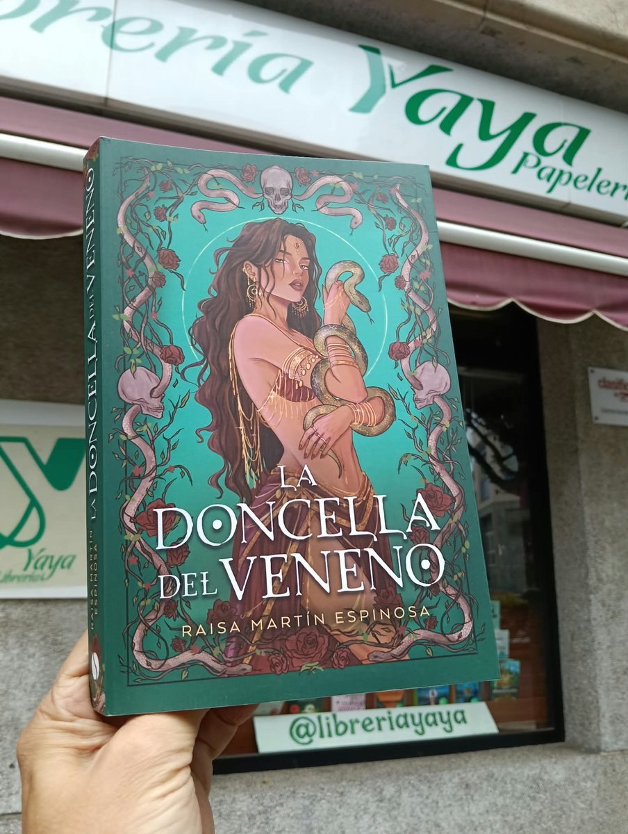 LibreriaYaya's tweet photo. #ladoncelladelveneno @loslibrosderai_
@sombras.ed
«TE LO COMERÍAS VIVO, VENENOSA».
#libreriayaya #arucas #laspalmasdegrancanaria https://t.co/XrEXdX1te0