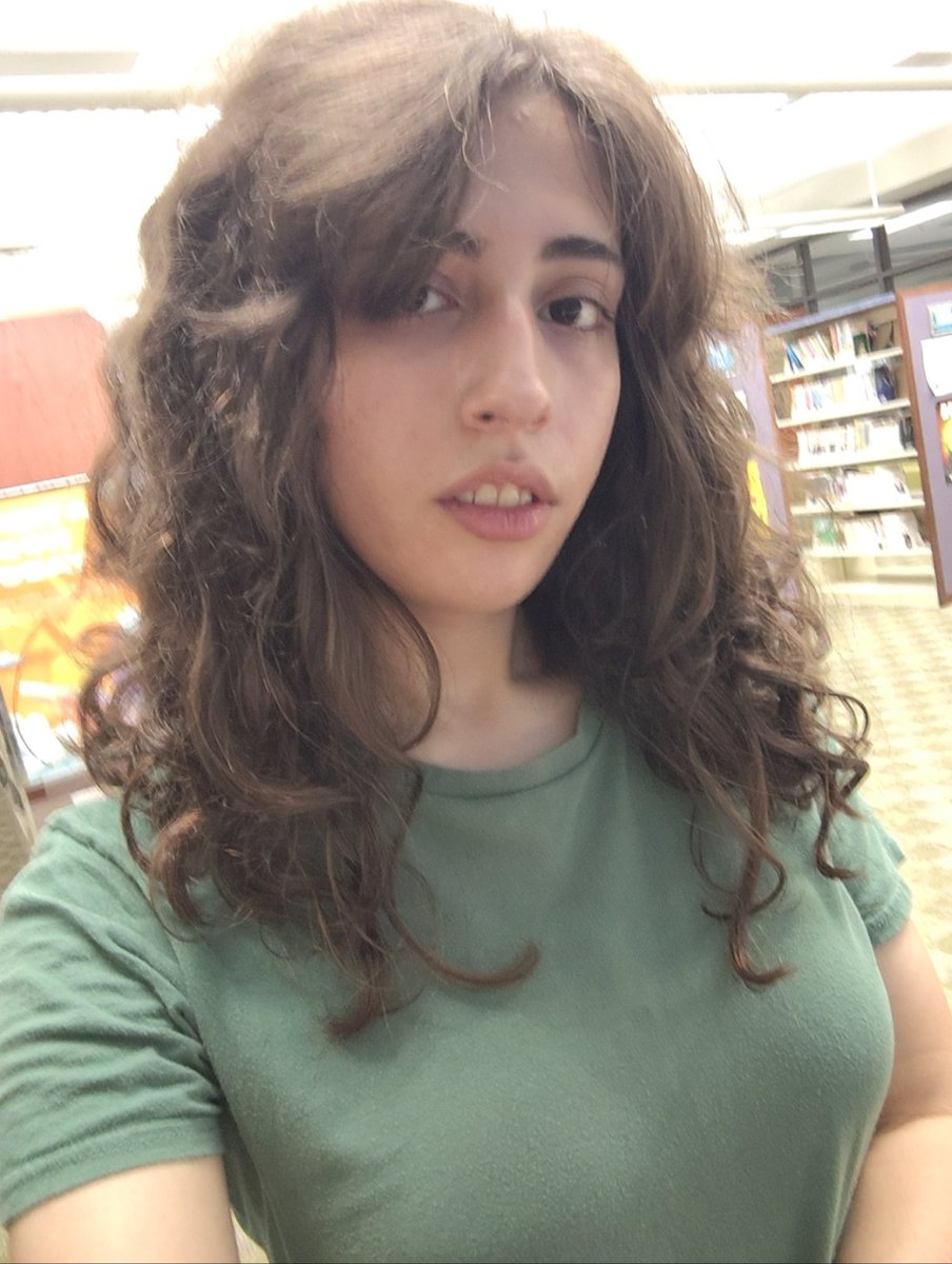 Kabuto07's tweet photo. Casual library look today blehhh https://t.co/JNDFHGGVGZ