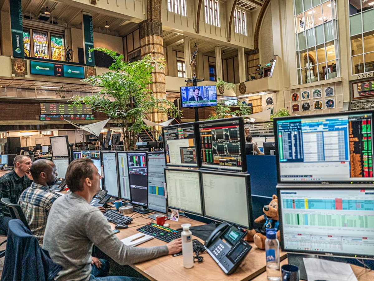 Davidjjfp's tweet photo. European stocks are bouncing back today 📈
STOXX 600 +0.56% early, with tech leading the move as oil prices retreat.
Is Europe finally finding some momentum? 👀 https://t.co/YlJHlBaJgh