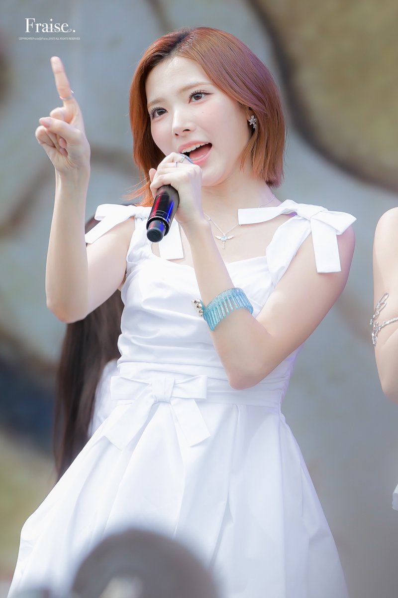 Fraise_0907's tweet photo. 260920 ˙˚ʚ♡ɞ˚˙

#지우 #JIWOO 
#하츠투하츠 #Hearts2Hearts https://t.co/OUBqazX7ep