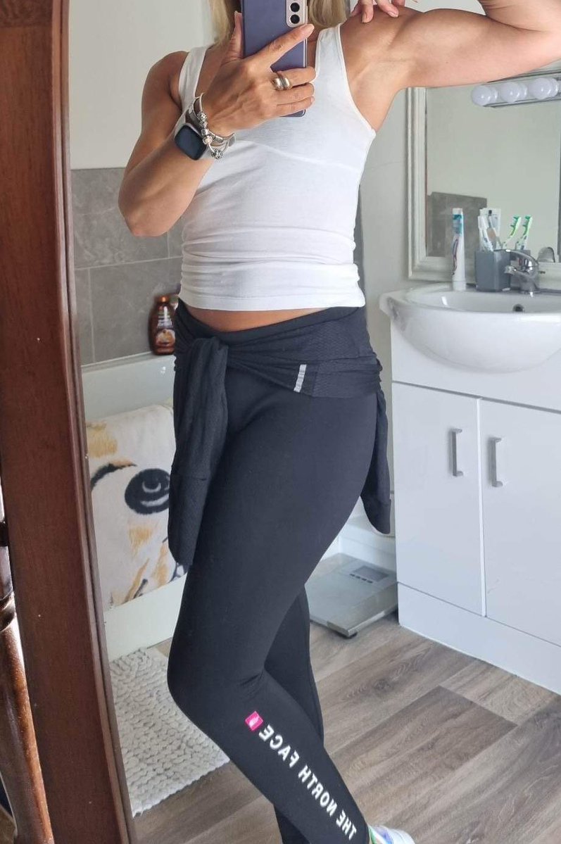 MilfGymBunny's tweet photo. Im stronger than you so I want to treat my throne.
https://t.co/DYv5A6DukS Check out my profile on Throne! https://t.co/QEQ35niD9f