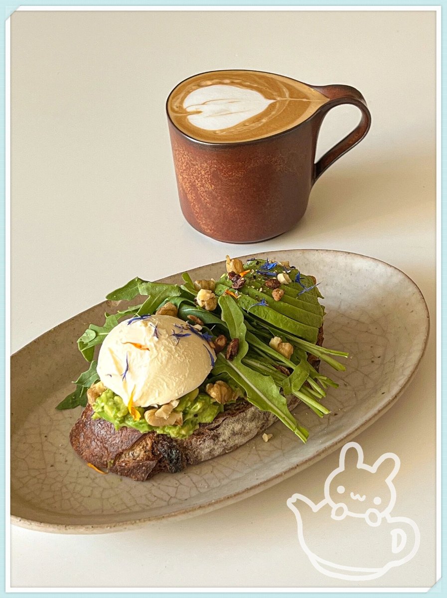 JazmineSwapp's tweet photo. Este momento perfecto: café caliente recién hecho, unas tostadas con aguacate y la brisa suave de la tarde. https://t.co/e0V7MzrraH