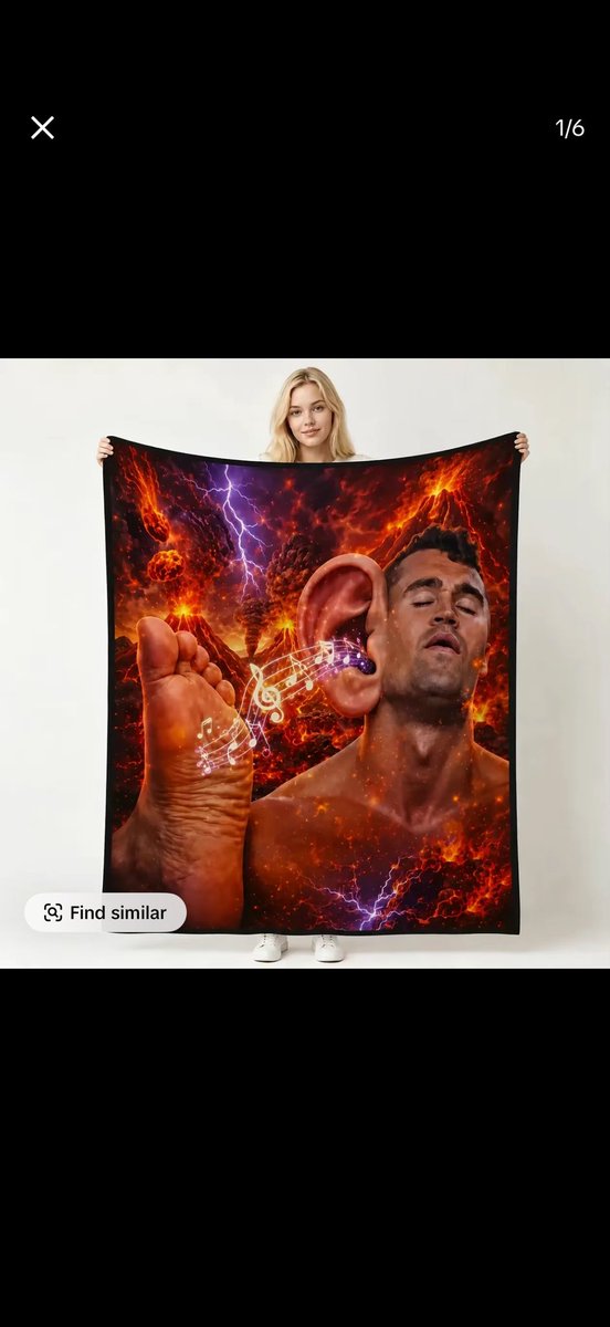 MattjihadLafeur's tweet photo. Can’t wait till it’s time to drink hot chocolate snuggled up on the couch with my kirk blanket https://t.co/yO0w1ZjHDi